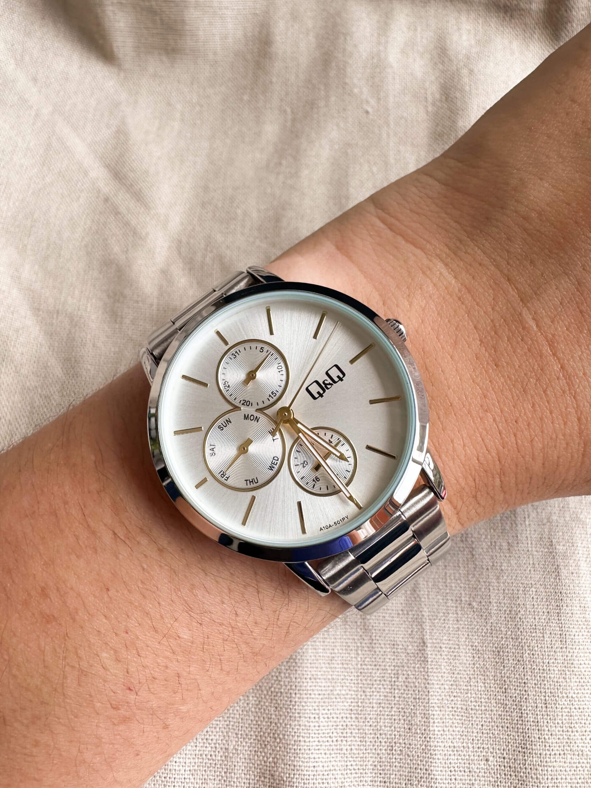 QYQ A10AMP PLATEADO CRONO