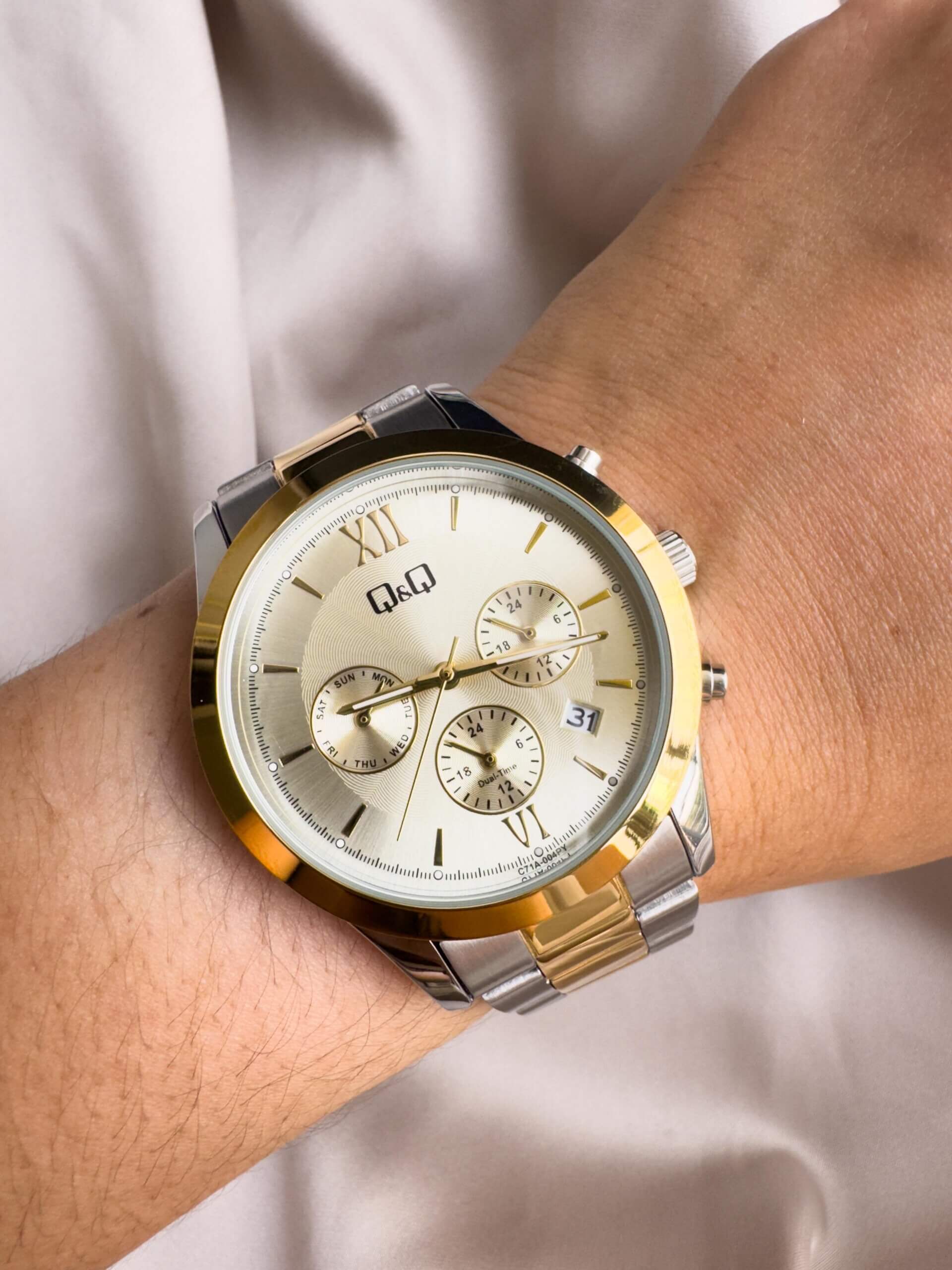 QYQ C71A BICOLOR MULTIFUNCIONAL Reloj Q&Q Unisex Plateado Dorado C71A004Y - Imagen 1