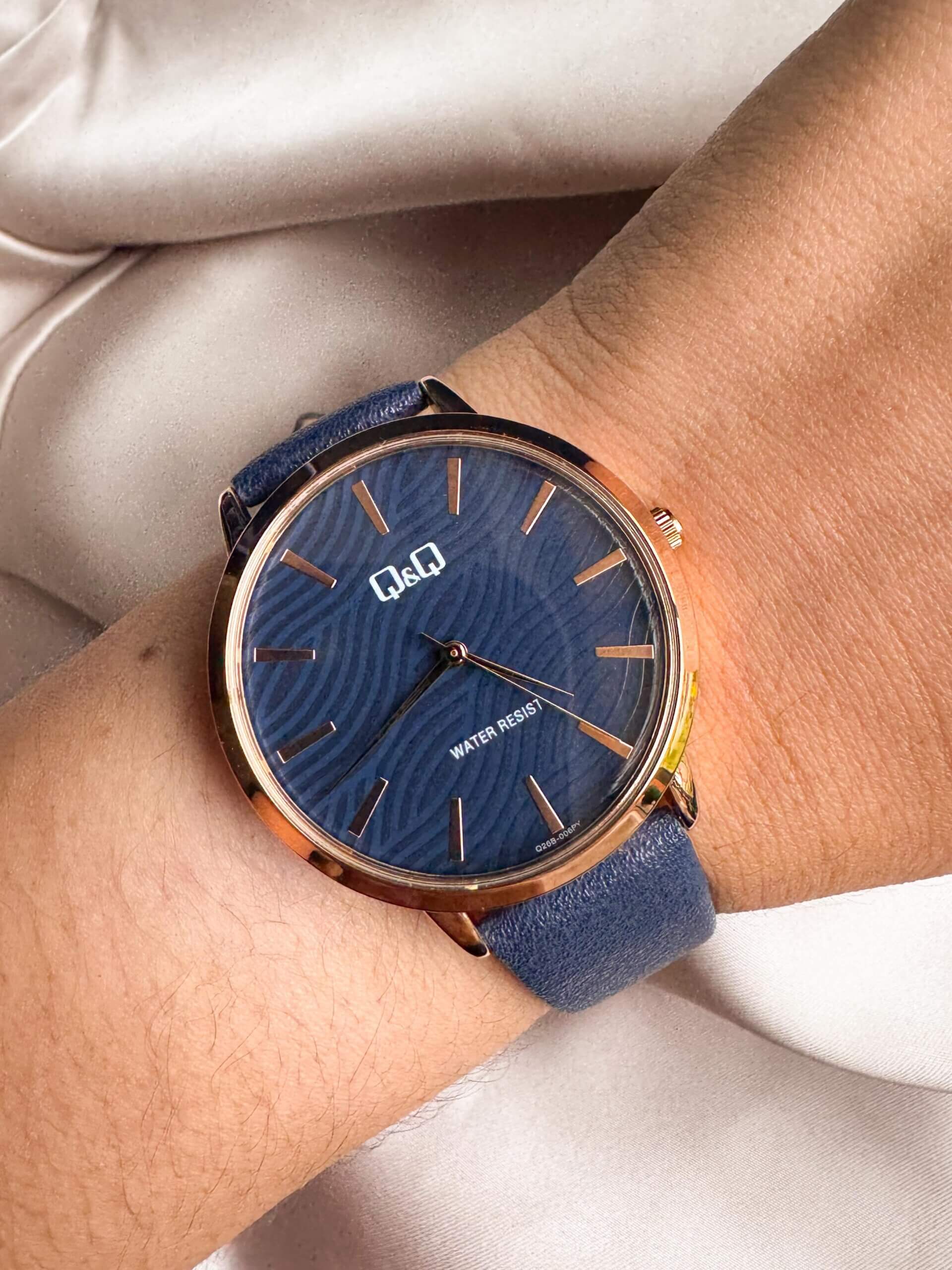 Reloj QYQ de mujer azul - Imagen 1