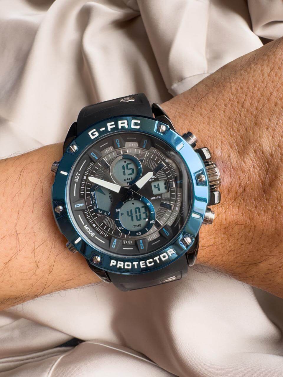 Reloj G-FORCE Hombre en casco - Imagen 1