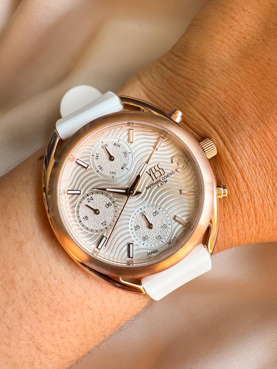 RELOJ YESS BLANCO SMT-050509-02 - Imagen 1