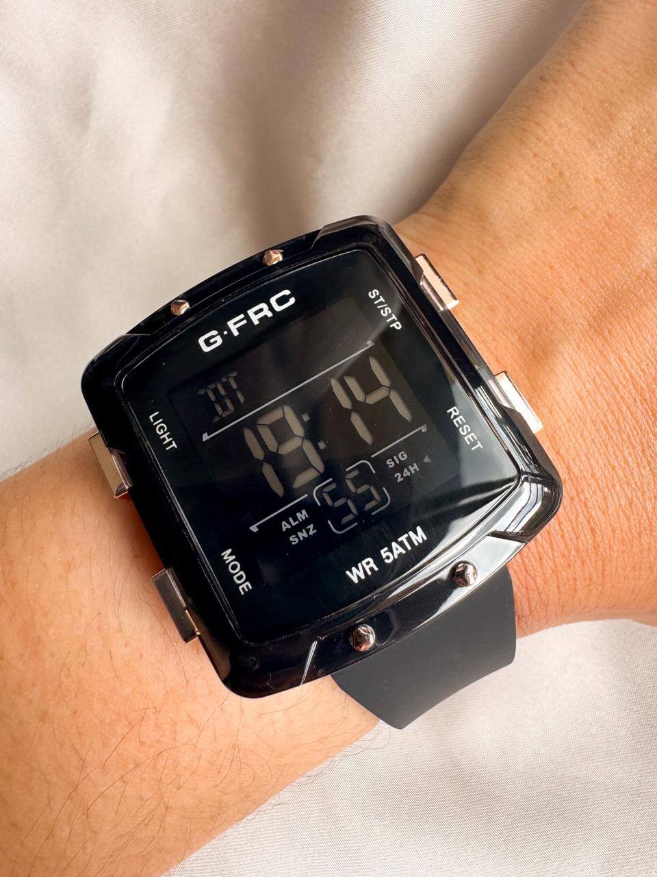 Reloj G force digital negro - Imagen 1