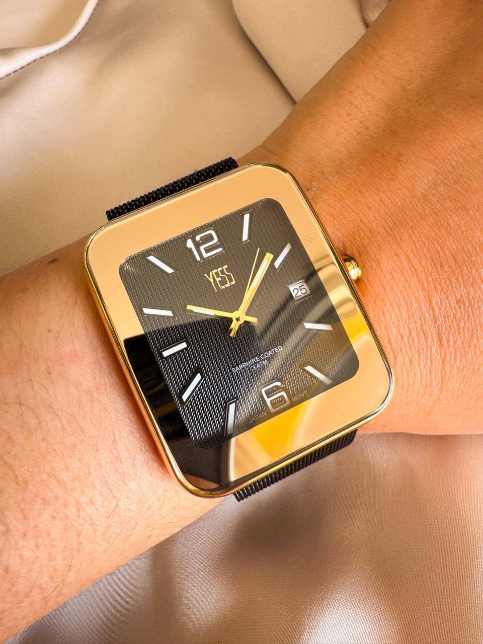RELOJ YESS Y25002-04 YESS NEGRO DORADO MALLA - Imagen 1